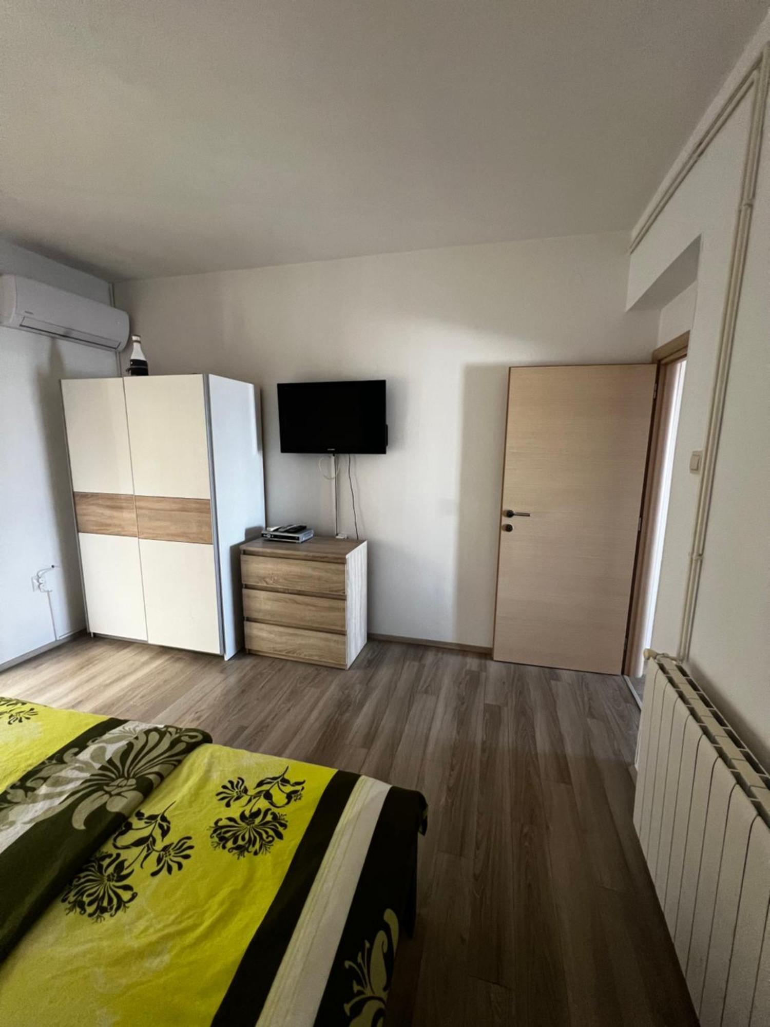 By The Sea Apartment Pula