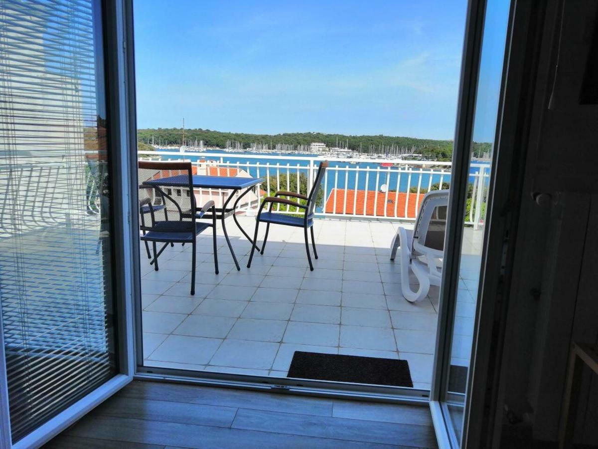By The Sea Apartment Pula